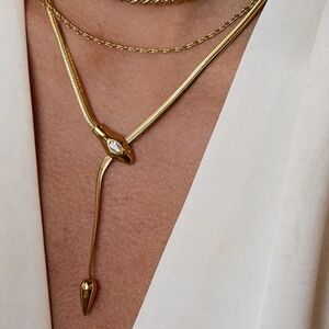 Nwt Non Tarnish Snake Serpentina Necklace